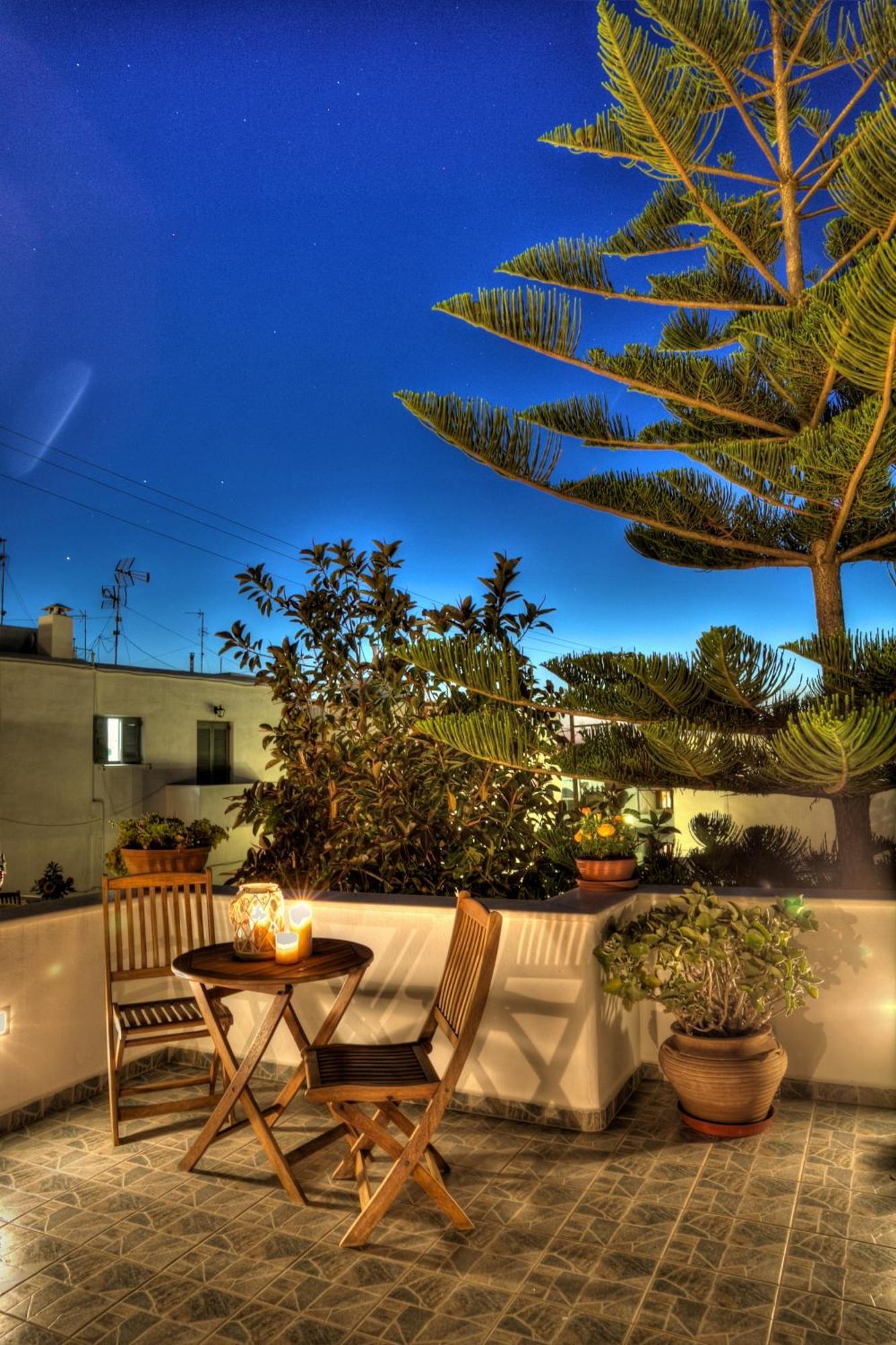 Pension Anna Naousa  Exterior photo